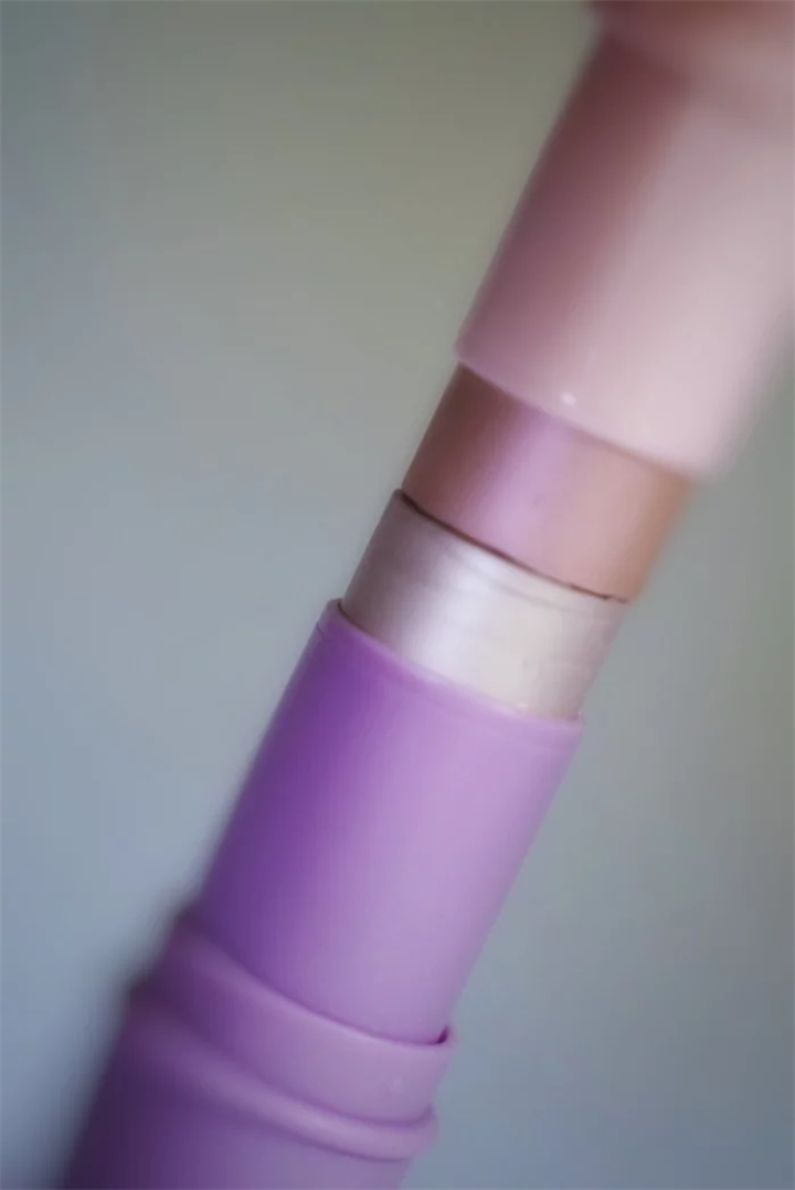 Хайлайтер в стике Куколка (жемчужно-молочный) - фото 12802