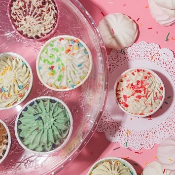 ПЕНА твердая НЕГА для ванн, с маслами лаванды, герани и лепестками василька, 80±5гр - фото 13849