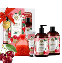 Подарочный набор косметики Дикая вишня